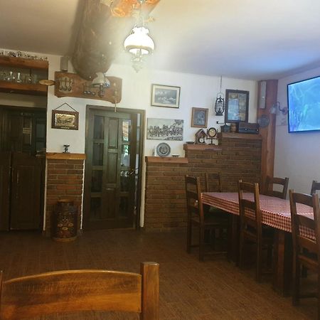Casa Brandusa Törcsvár Kültér fotó