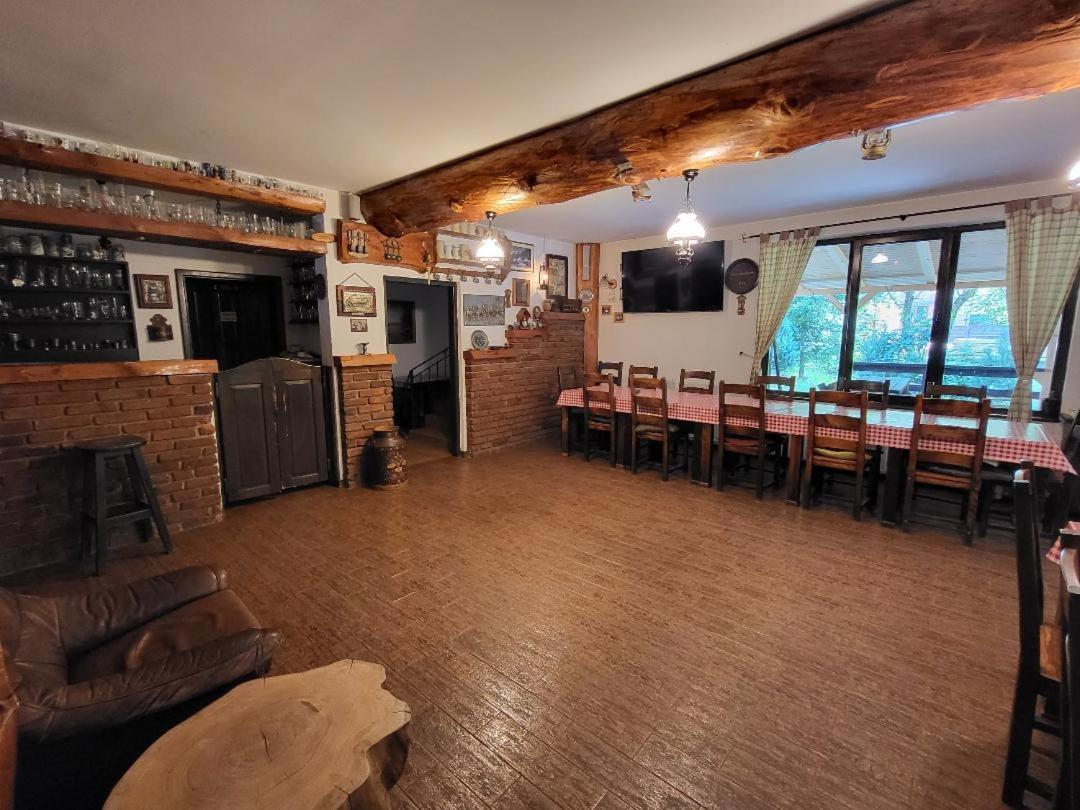 Casa Brandusa Törcsvár Kültér fotó