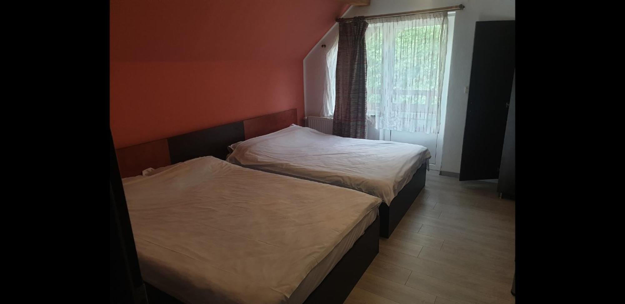 Casa Brandusa Törcsvár Szoba fotó